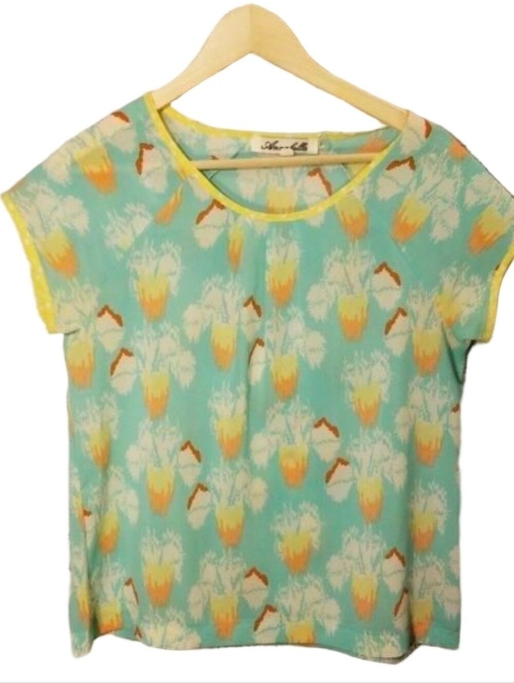 Francesca's Annabella‎ short sleeve top
